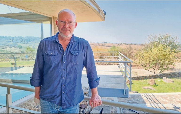 El Dr. Christopher Beekman señala que antes el trabajo de excavaciones en Guachimontones estaba más enfocado en la política, las élites, y con poco enfoque en la gente común. EL INFORMADOR/R. Solís