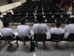 Desde finales de marzo a la fecha han sido detenidos 41 mil 846 presuntos pandilleros en Salvador. EFE/ ARCHIVO