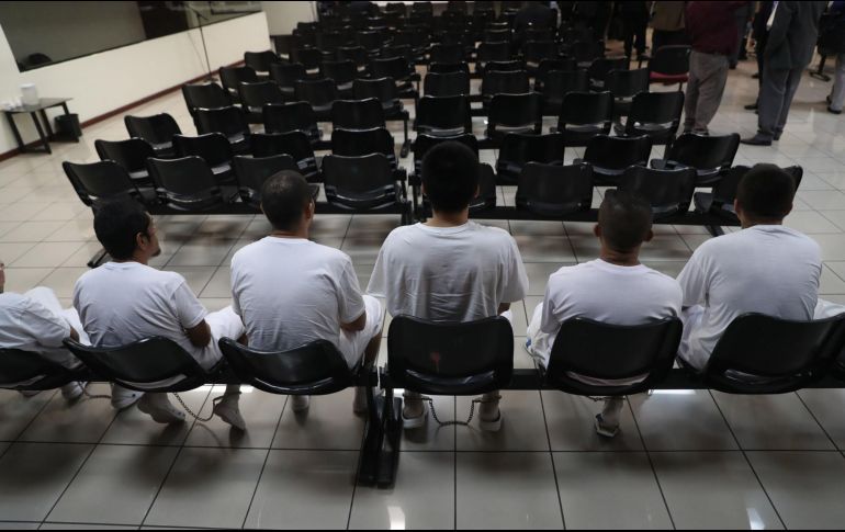 Desde finales de marzo a la fecha han sido detenidos 41 mil 846 presuntos pandilleros en Salvador. EFE/ ARCHIVO