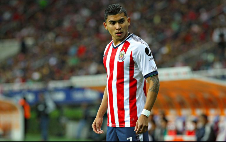 Ricardo Peláez insistió en que Chivas ya presentó una oferta formalmente y será el propio jugador quien tome la decisión definitiva. IMAGO7