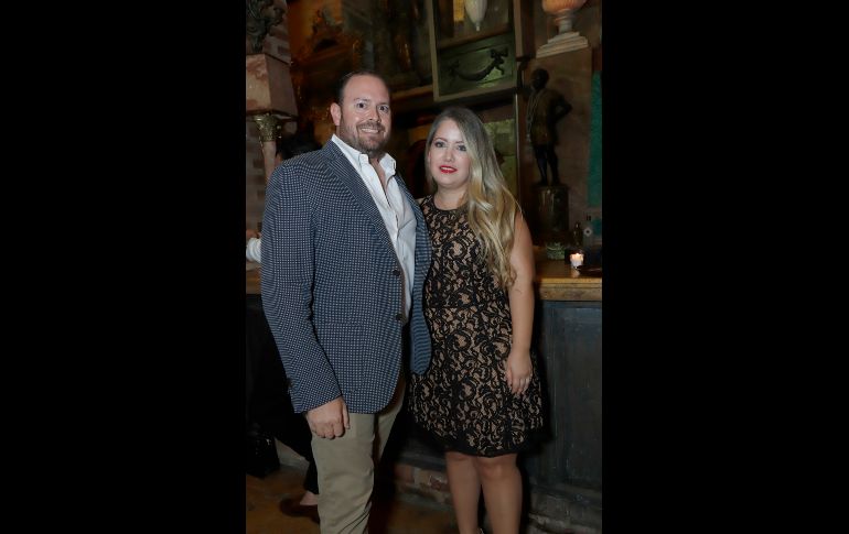 Juan Pablo Carrillo e Ivonne Orendain. GENTE BIEN JALISCO/Claudio Jimeno