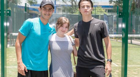 Sebastián Herrera, Giovanna Lara y Daniel Trevino. GENTE BIEN JALISCO/Jorge Soltero