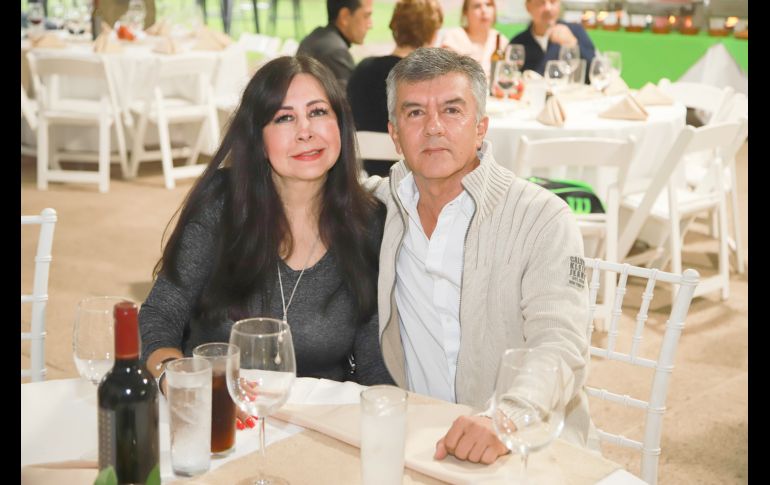 Raquel García y Carlos Arana. GENTE BIEN JALISCO/Antonio Martínez