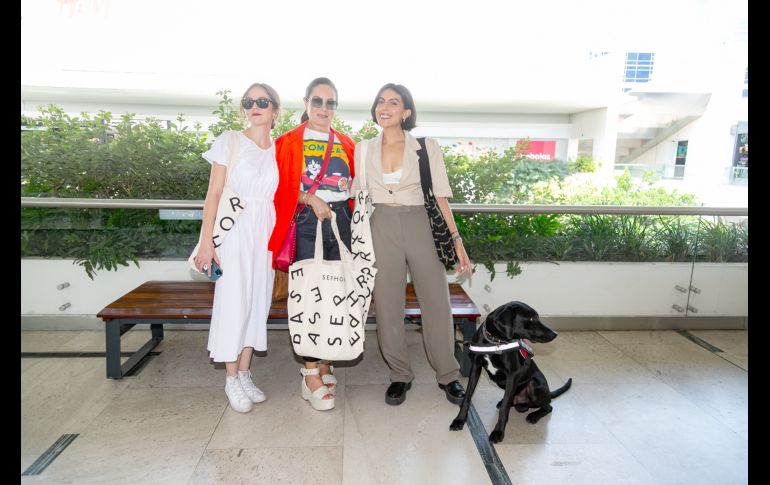 Sofía Newton, Gloria Calzada y Alina Valentina. GENTE BIEN JALISCO/Jorge Soltero