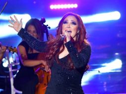 Pedrito Sola llama “odiosa” a Myriam Montemayor; ella responde con “guante blanco”