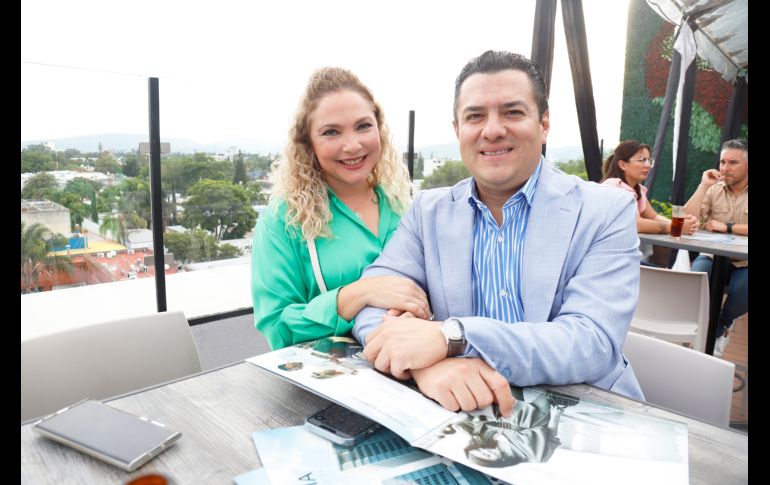 Alejandra García y Oscar Pacheco. GENTE BIEN JALISCO/Claudio Jimeno