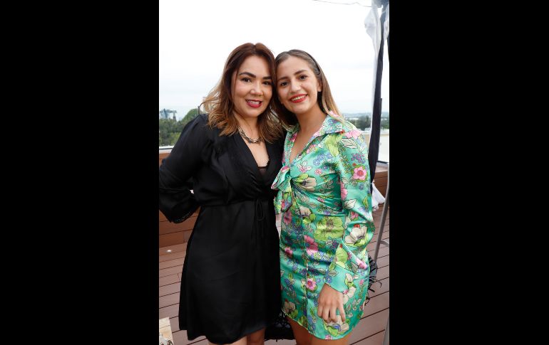 Carolina Adame y Sofia Del Toro. GENTE BIEN JALISCO/Claudio Jimeno