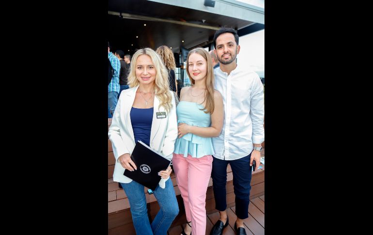 Lana Shparuta, Tania Markushina y Efrén Ruiz. GENTE BIEN JALISCO/Claudio Jimeno