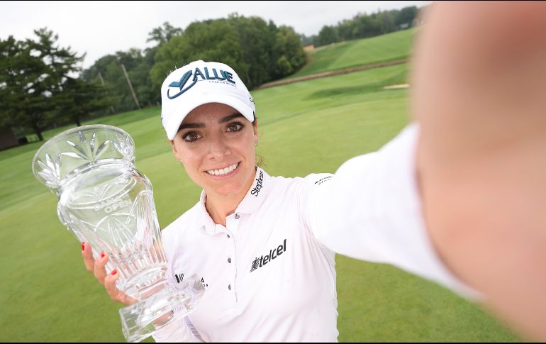 López arrancó el día con tres birdies en los primeros nueve hoyos, los cuales le dieron la motivación y la esperanza de que podría lograrlo. AFP/G. SHAMUS