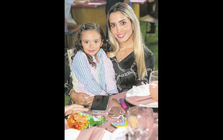 María Félix Flores y María José Castellanos. GENTE BIEN JALISCO/Jorge Soltero