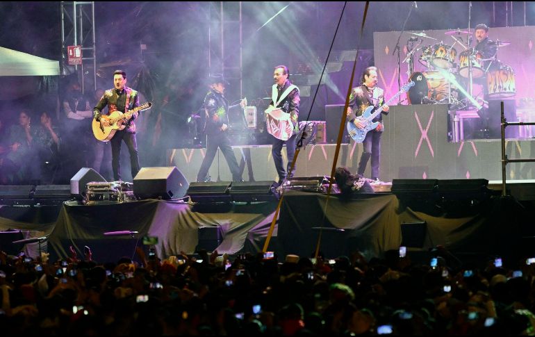 Los Tigres del Norte en el Zócalo de la Ciudad de México. AFP