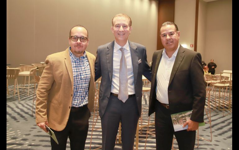 Eduardo Fournier, Eduardo Tostado y Julio Trujillo. GENTE BIEN JALISCO/Antonio Martínez