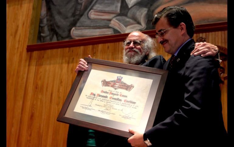 Fernando González Gortázar. En su obra siempre estuvo presente el manejo del espacio, la luz, el color, la identidad, la tradición, los materiales y sobre todo, elementos lúdicos. EL INFORMADOR / ARCHIVO