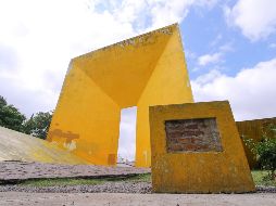 Por la falta de mantenimiento y los robos, La Gran Puerta, ubicada en la colonia Jardines Alcalde desde hace más de 50 años, luce descuidada.  EL INFORMADOR/C. Zepeda