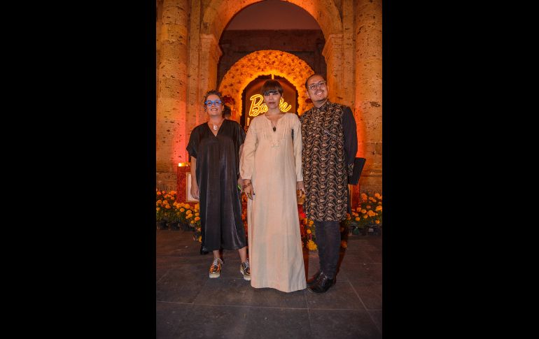 Lourdes González, Miriam Villaseñor y Alex Jauregui. GENTE BIEN JALISCO/ Guillermina Fernández
