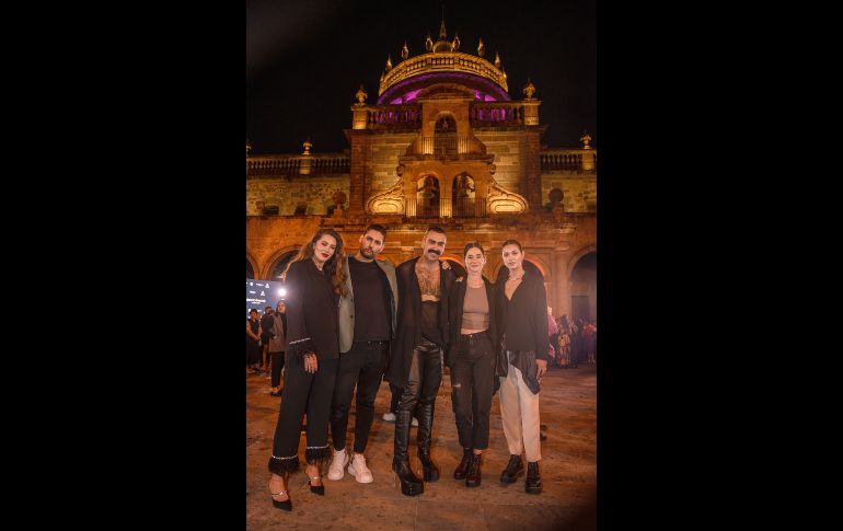 Karla Carrillo, Alex Córdoba, Juan Carlos Plascencia, María de la Llave y Edith Macías. GENTE BIEN JALISCO/ Guillermina Fernández
