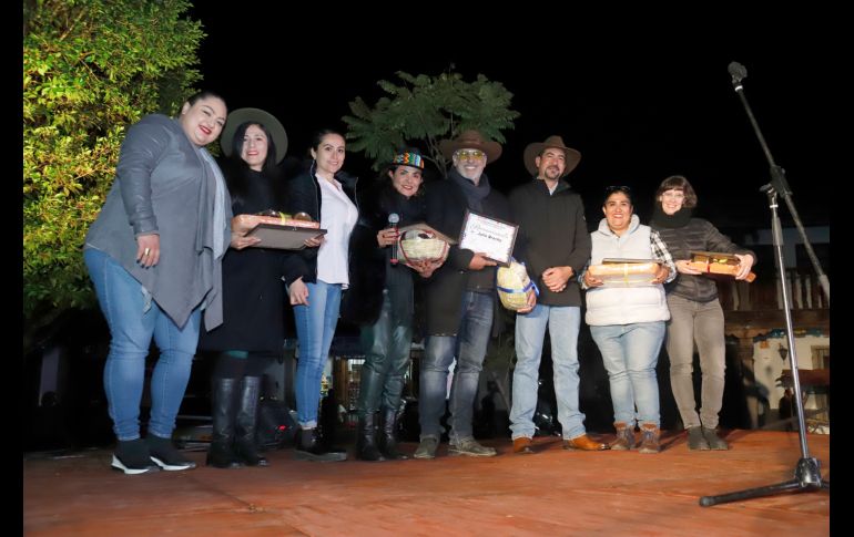 Alejandra Acosta, Claudia Recinos, Estefanía Rodríguez, Dolores Tapia, Julio Bracho, Antonio Zamora, Nayeli Pacheco y Lola Bianchin. GENTE BIEN JALISCO/Claudio Jimeno