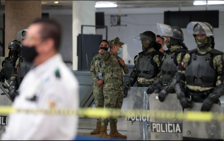 Fueron liberados los mostradores de Interjet por lo que ahora, de acuerdo con imágenes difundidas en redes sociales, se encuentran resguardados los espacios. SUN/ARCHIVO