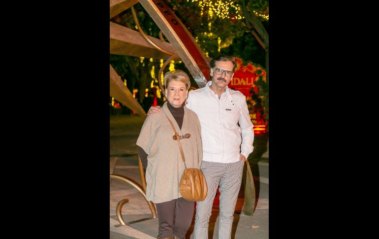 Leticia Rivera y Óscar Naveja. GENTE BIEN JALISCO/Jorge Soltero