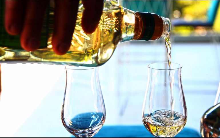 En un comunicado el organismo informó que las fiestas decembrinas es una de las temporadas de más consumo de tequila a nivel nacional. EL INFORMADOR / ARCHIVO