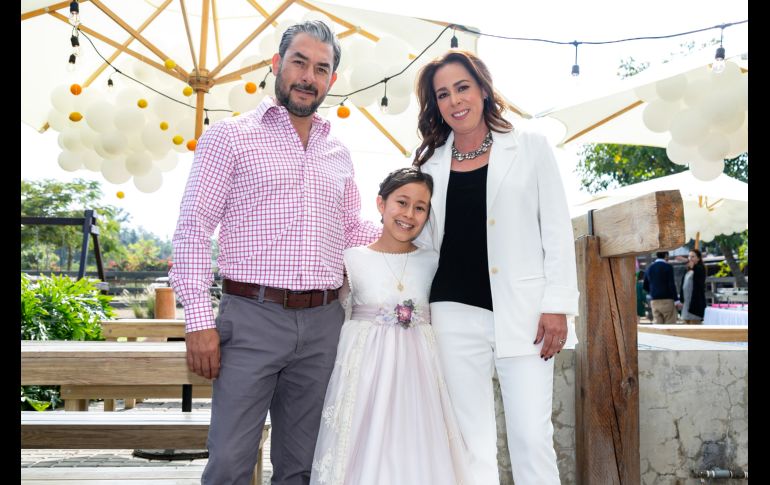 Toño Soto, Julianna López y Sandra López. GENTE BIEN JALISCO/Jorge Soltero