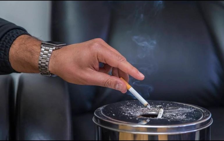 Desde el pasado domingo entraron en vigor en todo el País los cambios al reglamento ya mencionado, que establecen, entre otros puntos, que restaurantes, bares, y negocios similares ya no podrán ofrecer el servicio de mesa con opción para fumar. SUN / ARCHIVO