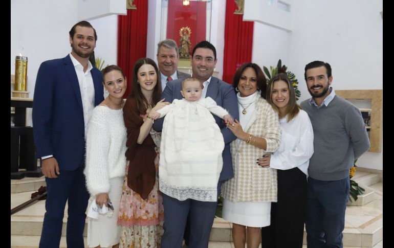 Yago Álvarez de Castillo, María José Álvarez del Castillo, Vanessa Larrazabal, Carlos Álvarez del Castillo, Nicolás Álvarez del Castillo, Juan Carlos Álvarez del Castillo, Josefina Barragán, Sofía Álvarez del Castillo y Christopher Montes. GENTE BIEN JALISCO/Claudio Jimeno