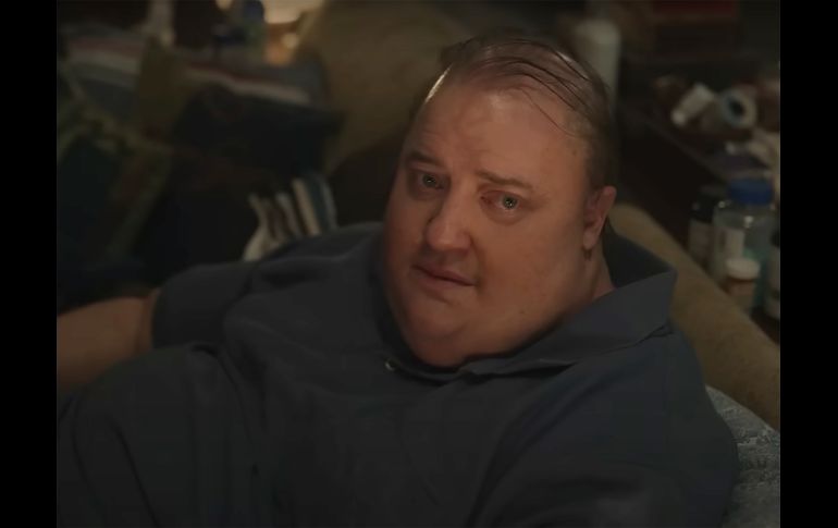 El personaje que Brendan Fraser interpretará en The Whale (La ballena), el nuevo filme de Darren Aronofsky, vive recluido en su casa y se refugia en la comida. A24, PROTOZOA PICTURES.