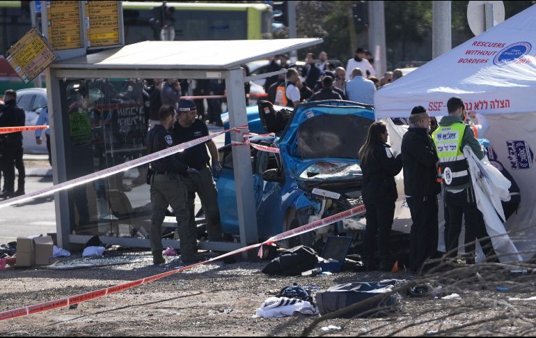 Dos de las víctimas estaban inconscientes y tenían un pronóstico grave, mientras que otras dos sufrieron heridas moderadas. AP/M. Illean