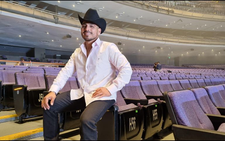 La noche en el Auditorio Telmex promete ser inolvidable esta noche para los tapatíos que acudan al show de Espinoza Paz. EL INFORMADOR / K. Esparza
