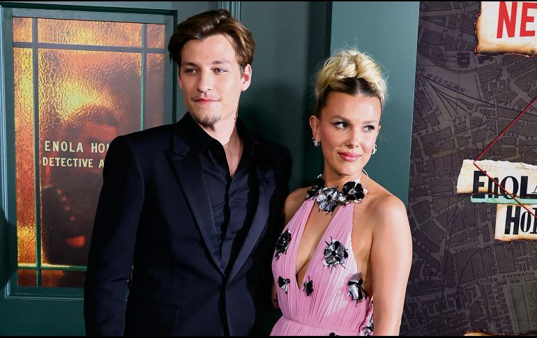 Jake Bongiovi, de 20 años, se comprometió con la actriz Millie Bobby, de 19 años. AFP