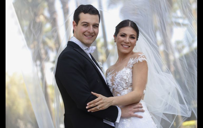 Sergio Salinas y Mónica Magaña. GENTE BIEN JALISCO/Claudio Jimeno.