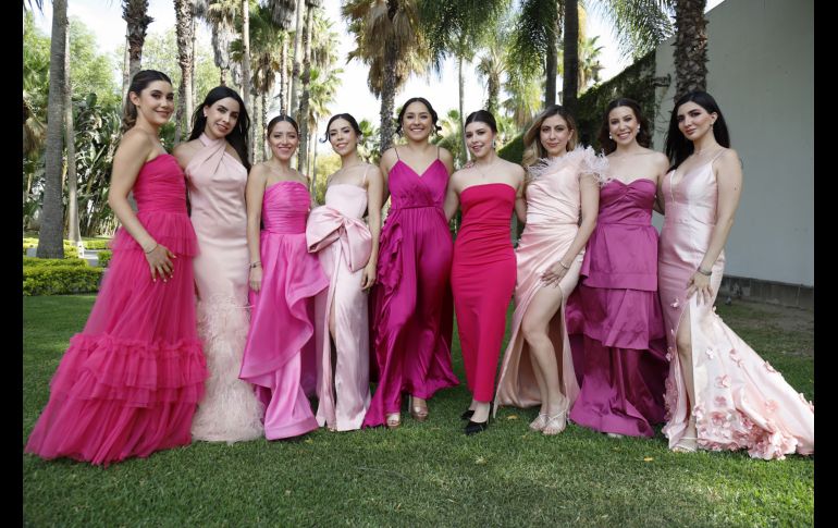 Gaby González, Eli Vallejo, Renata Sánchez, Sandra Ávalos, Alessia Álvarez, Karen Sandoval, Stefany Yáñez, Estela De Anda y Montse García. GENTE BIEN JALISCO/Claudio Jimeno.