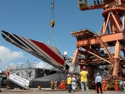 Tomó dos años encontrar el avión y sus dispositivos de grabación ya que estaban ubicados en el fondo del océano. AP/ARCHIVO