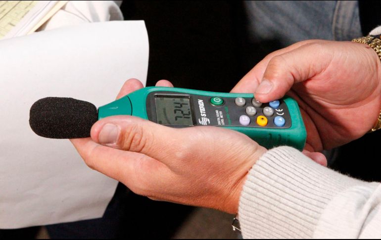 El ruido en las zonas residenciales no debe sobrepasar los 50 decibeles entre las 22:00 y las 6:00 horas. EL INFORMADOR/Archivo