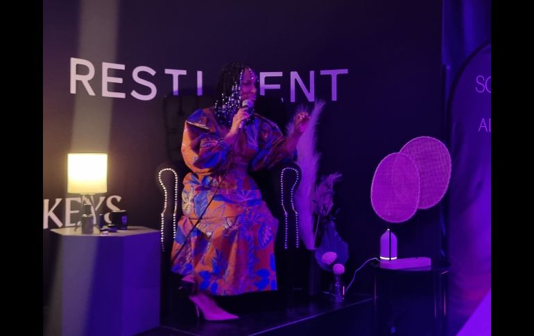 Previo al espectáculo de Alicia, EL INFORMADOR tuvo la oportunidad de estar presente en el meet and greet que tuvo con algunos fanáticos. EL INFORMADOR / K. Esparza