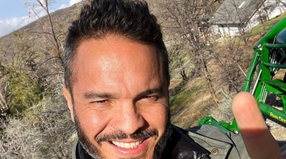 El actor mexicano reveló que su cuerpo lo sentía totalmente débil a tal grado de poder levantarse de la cama y tenía que levantarse por sí mismo con lo que tuviese a la mano. INSTAGRAM / kunobp