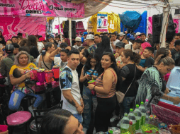 Estas famosas licuachelas ubicadas en Tepito, en la alcaldía Cuauhtémoc, cada fin de semana están a reventar por el gran ambiente que promocionan. TWITTER / @iandrew99