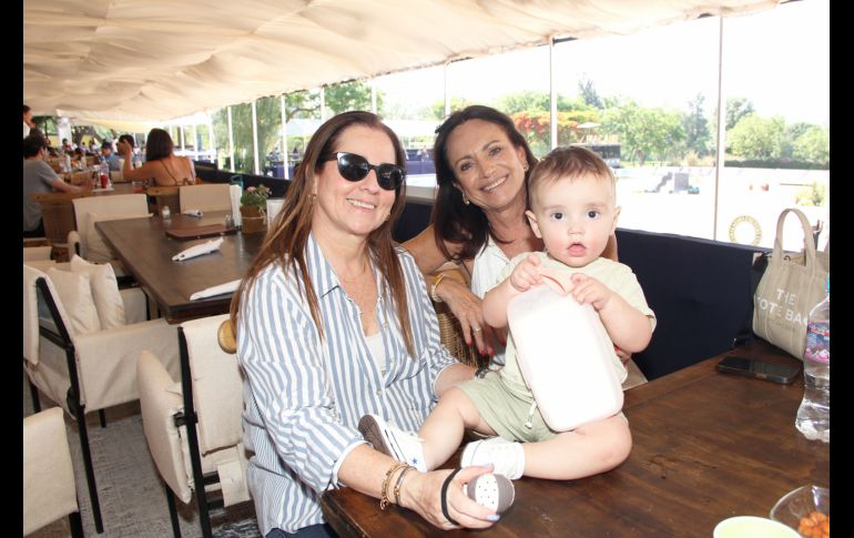 Anabel Simon, Nicolás Álvarez del Castillo y Josefina Barragán. GENTE BIEN JALISCO/ Esmeralda Escamilla