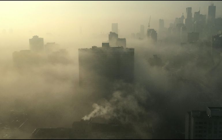Reducir la contaminación es una de las medidas para cumplir con uno de los objetivos clave: mantener el aumento de la temperatura global dentro de 1,5 grados. ESPECIAL/ Unsplash