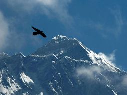 El helicóptero con mexicanos se estrelló en la zona de Lamajura. Los rescatistas recuperaron los seis cuerpos, indicó Basanta Bhattarai, administrador jefe del gobierno en la zona. AP / ARCHIVO