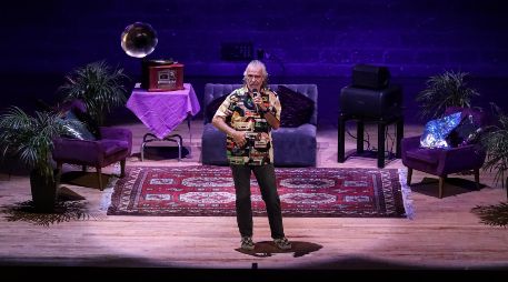 César hizo un recorrido por la historia de la música africana y cómo ésta sigue influenciando a los músicos de ayer y hoy. EL INFORMADOR / H. Figueroa