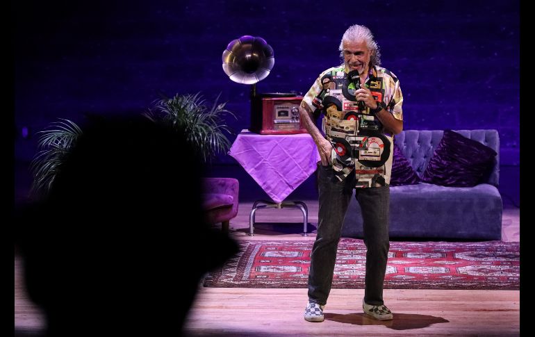 César hizo un recorrido por la historia de la música africana y cómo ésta sigue influenciando a los músicos de ayer y hoy. EL INFORMADOR / H. Figueroa