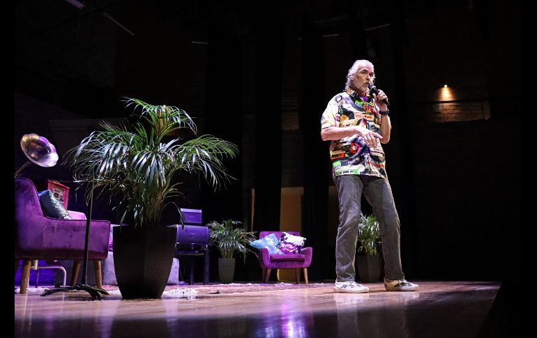 César hizo un recorrido por la historia de la música africana y cómo ésta sigue influenciando a los músicos de ayer y hoy. EL INFORMADOR / H. Figueroa