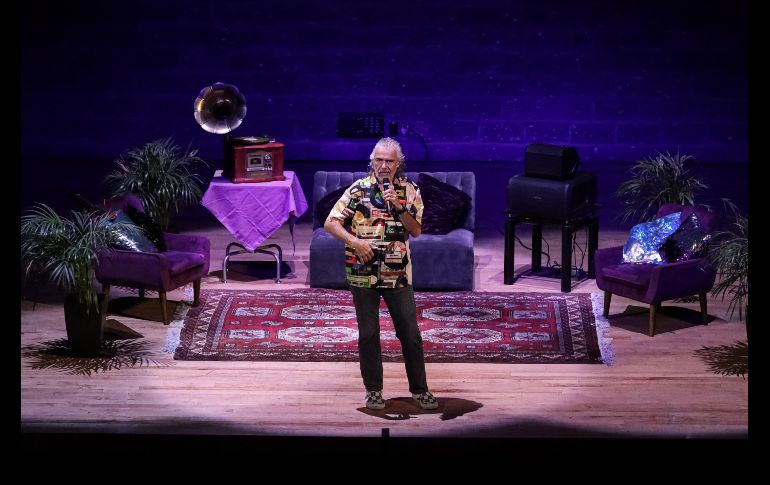 César hizo un recorrido por la historia de la música africana y cómo ésta sigue influenciando a los músicos de ayer y hoy. EL INFORMADOR / H. Figueroa