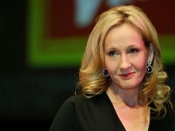 La autora de Harry Potter ha realizado comentarios controversiales negando la realidad de las mujeres transgénero. AP / ARCHIVO