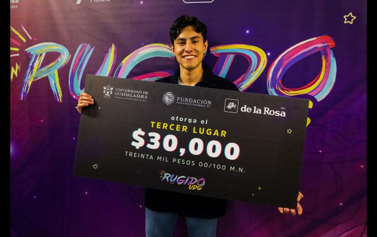 El tercer lugar fue para Ángel Mata, reconocido por Lolita Cortés por lo natural de su talento.EL INFORMADOR/A. NAVARRO