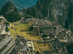 La razón por la Machu Picchu se hunde es por su explotación turística, así como fallas geológicas. Unsplash.