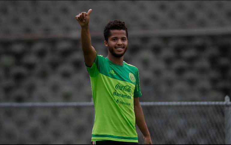 Giovani Dos Santos se presentaba 