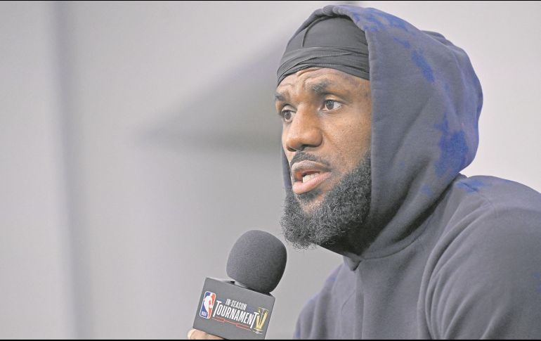 LeBron James y los Lakers se miden a los Pelicans en una de las semifinales del torneo. AFP/D. Becker